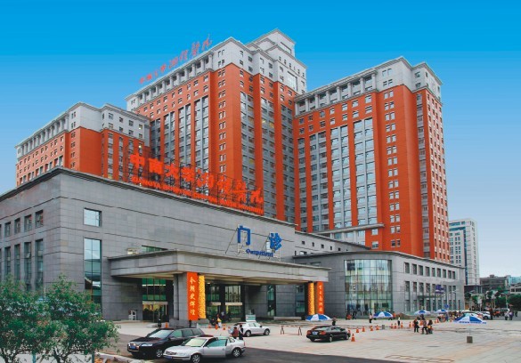 龙新净水【精品案例】中南大学湘雅医院内镜纯水解决方案
